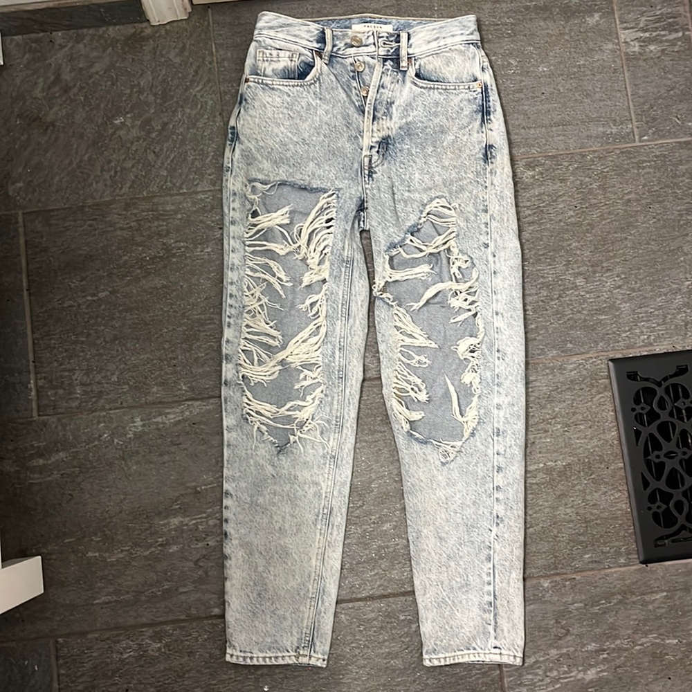 Baggy, Ultra high rise, ripped jeans from PacSun.